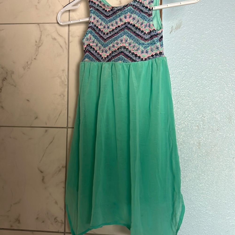 Like new girls dress